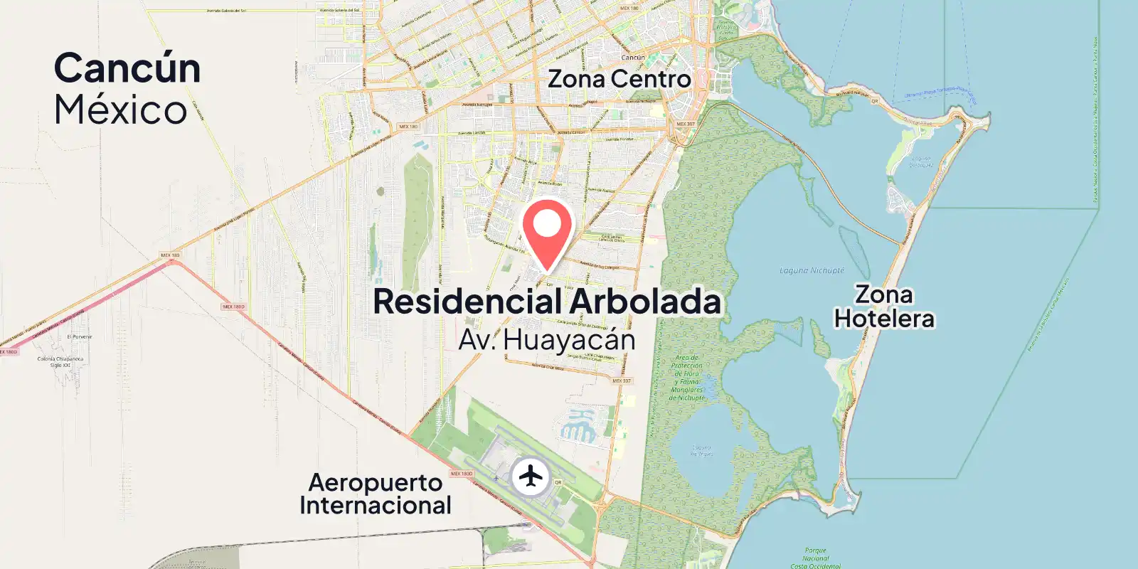 Mapa de Cancún con la ubicación de Residencial Arbolada sobre la Av. Huayacán, entre la Zona Centro y el Aeropuerto Internacional